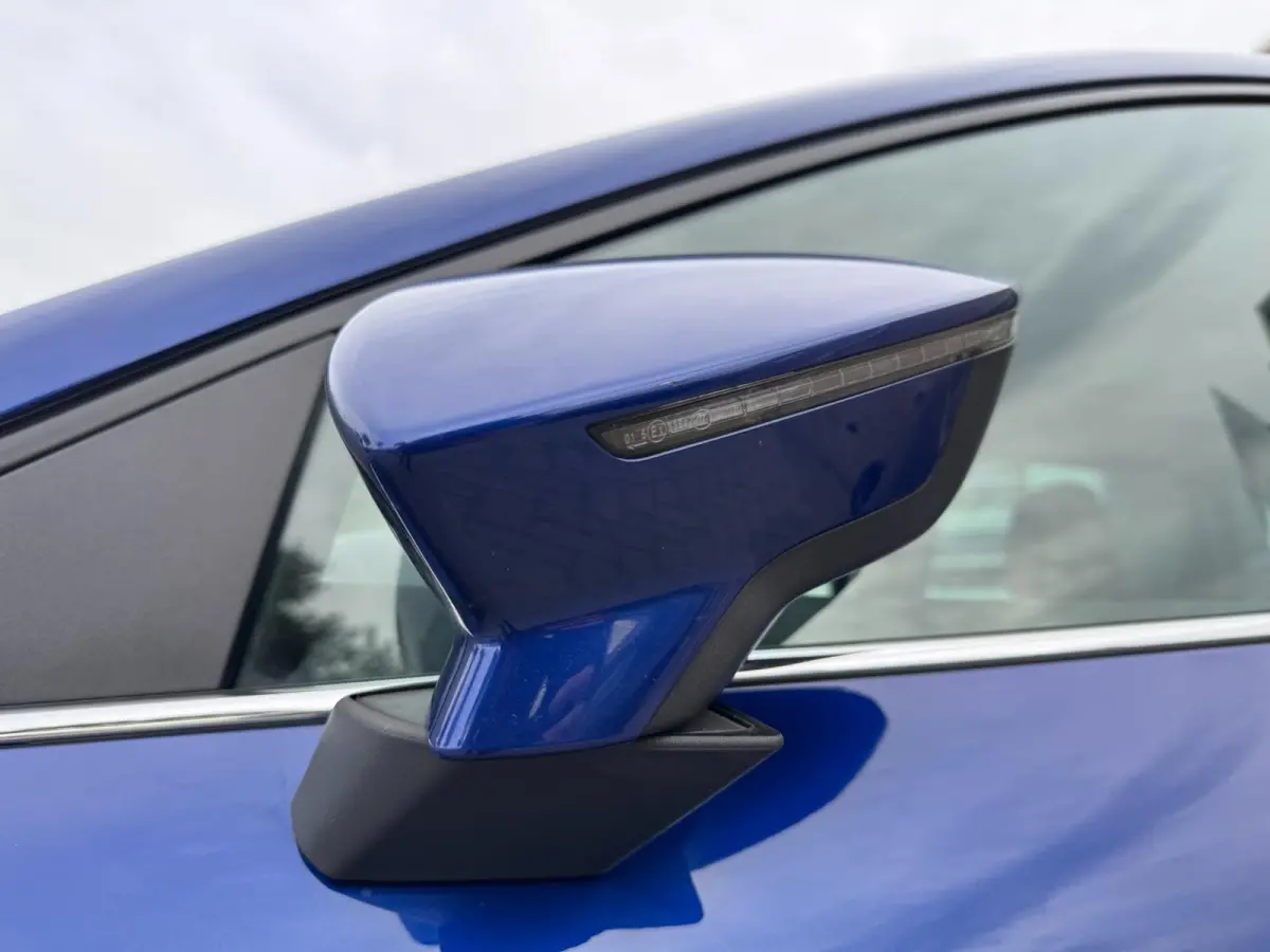 1.0 TSI Style PDC VOOR & ACHTER / STOELVERWARMING / BLUETOOTH / ELEKTR. INKLAPB SPIEGELS