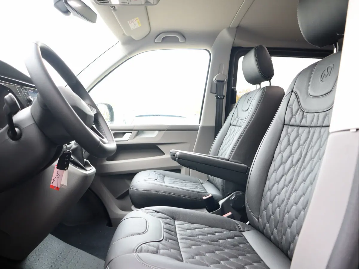 2.0 TDI BULLI 150PK DSG LUXE DUBBELE CABINE