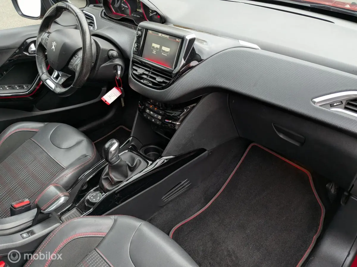 1.2 PureTech GT-line/Panodak