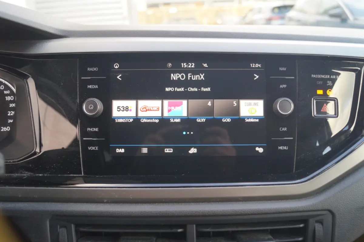 1.6 TDI Comfortline Executive -NAVI-PDC-ACC-CARPLAY-