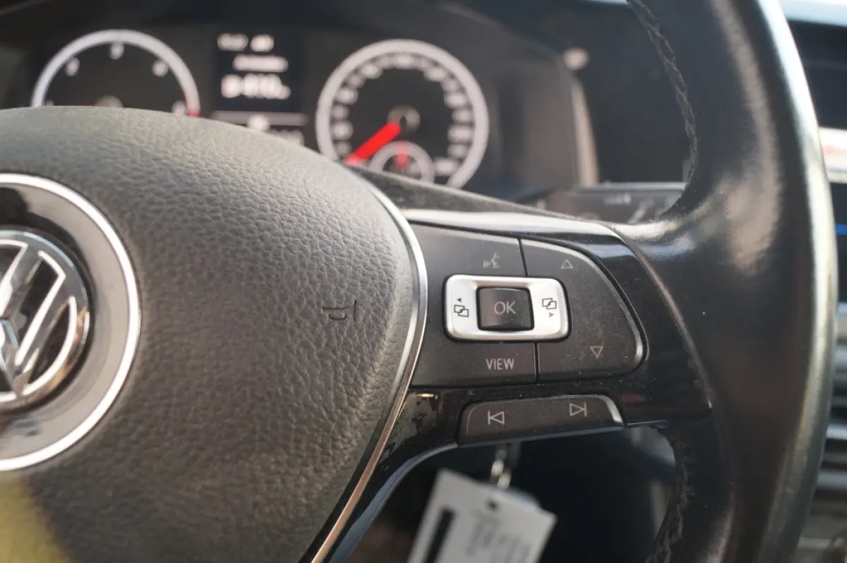 1.6 TDI Comfortline Executive -NAVI-PDC-ACC-CARPLAY-