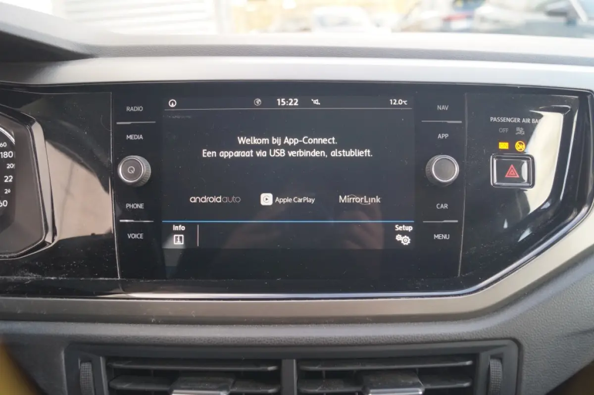 1.6 TDI Comfortline Executive -NAVI-PDC-ACC-CARPLAY-