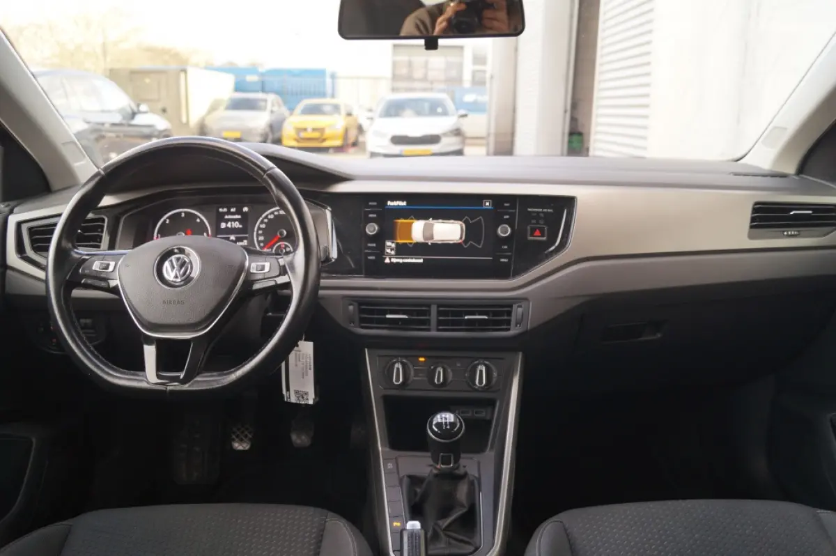 1.6 TDI Comfortline Executive -NAVI-PDC-ACC-CARPLAY-