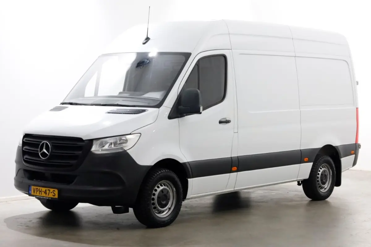311 CDI 115pk RWD 7G Automaat L2H2 Airco/Camera 05-2021
