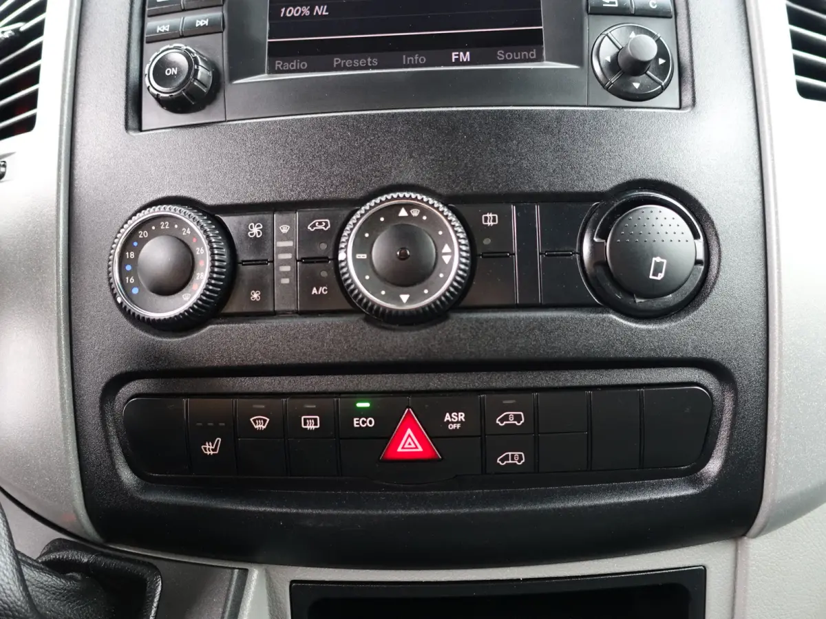 313 2.2 CDI L2H2 366 Prestige Aut- 3 Pers, Kast Inrichting, Cruise, Stoelverwarming, Sidebars, Trekhaak
