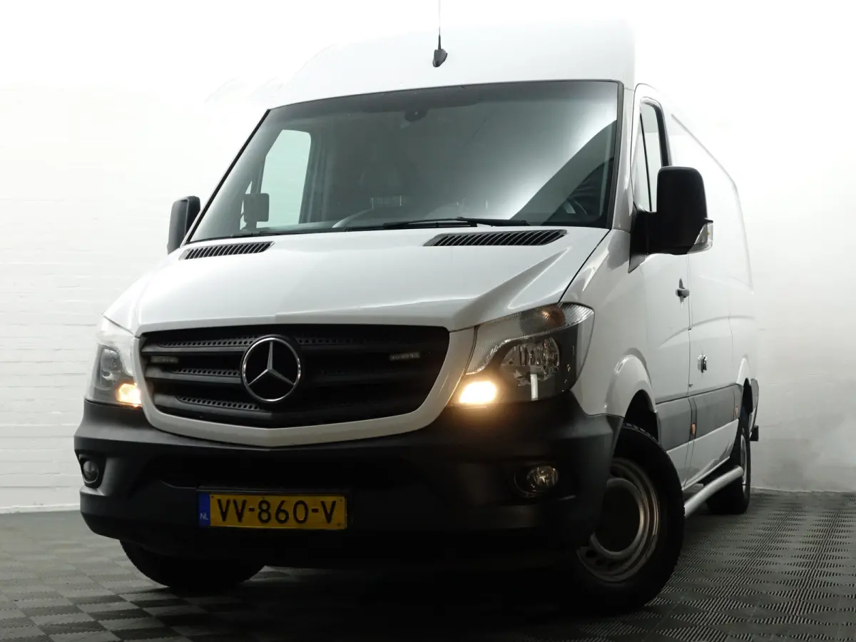 313 2.2 CDI L2H2 366 Prestige Aut- 3 Pers, Kast Inrichting, Cruise, Stoelverwarming, Sidebars, Trekhaak