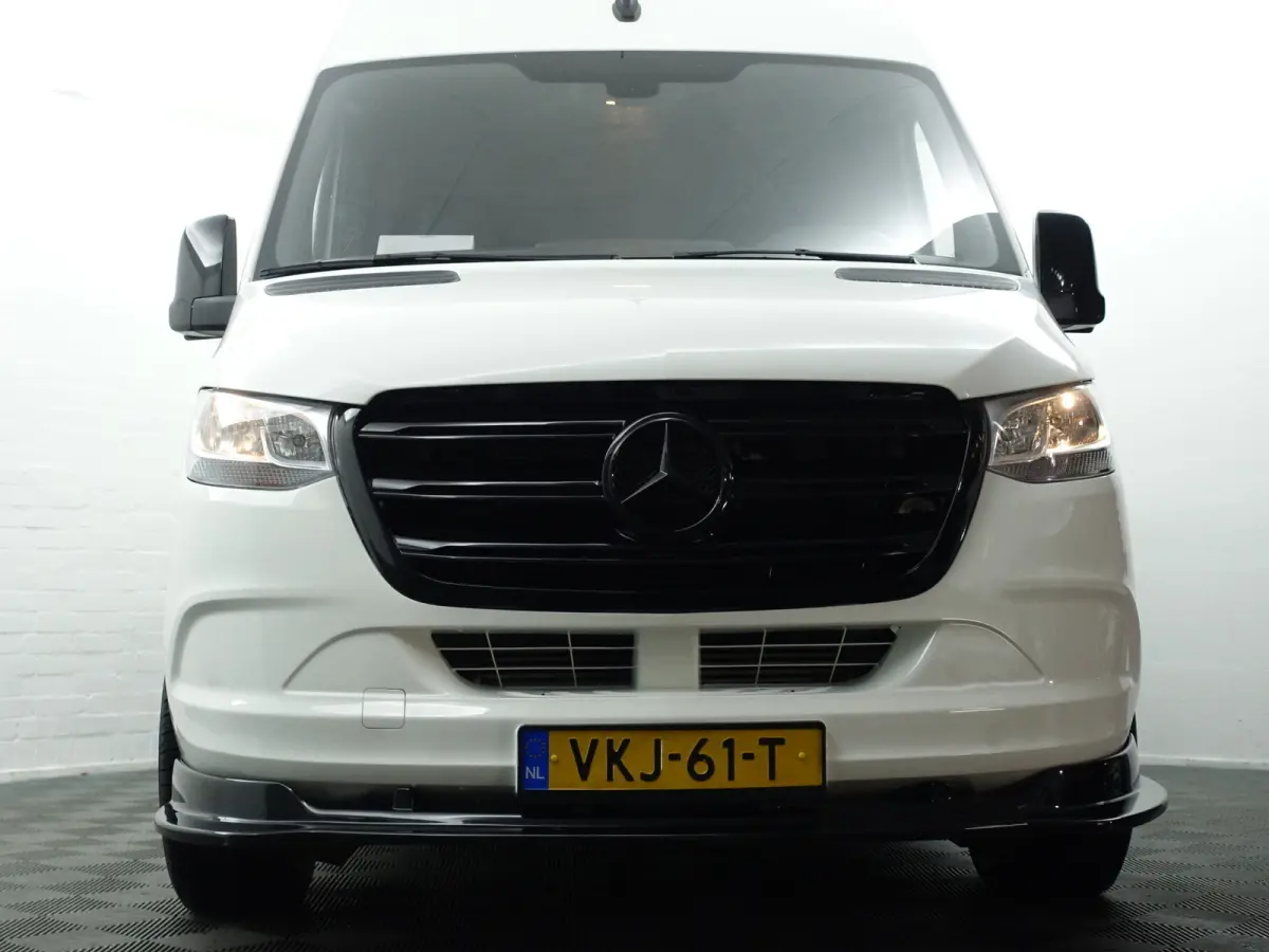 211 2.2 CDI H2 AMG Night Edition Aut- 2x Schuifdeur, Designo Leder, Clima, Grijs kenteken