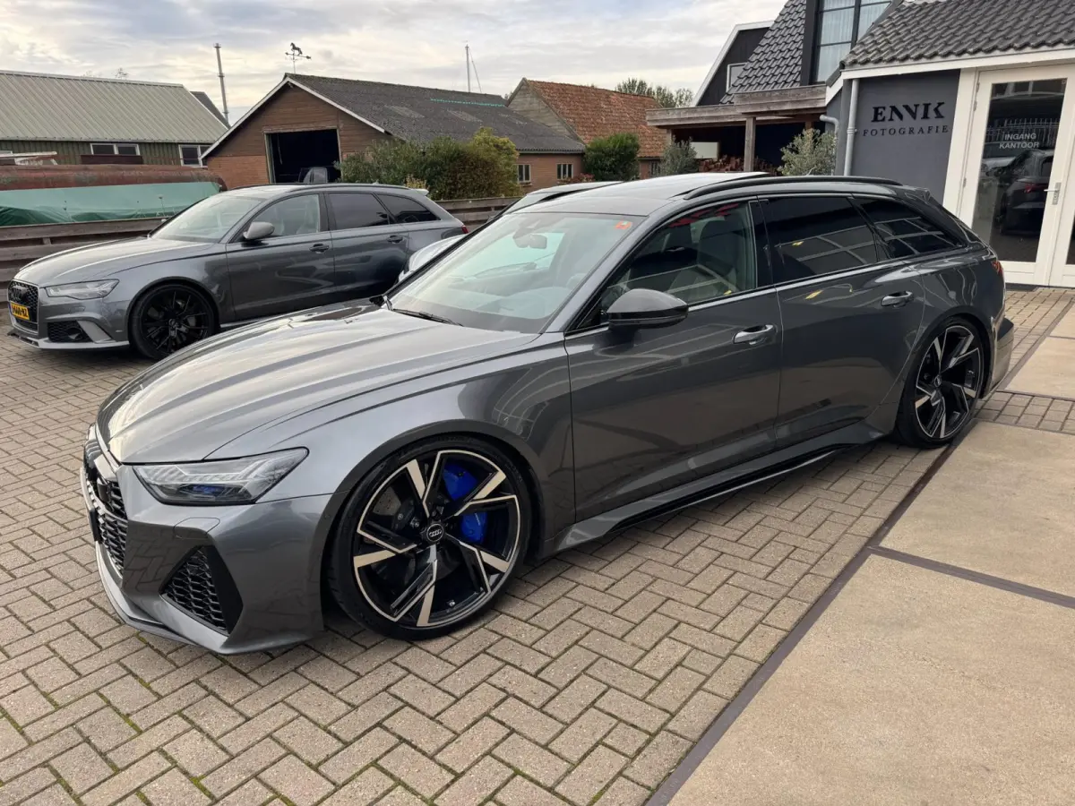 RS 6 TFSI quattro Dynamic Plus / Ceramic / Laser / Softclose / 360 Cam / Head-Up / AWS / Air Susp.