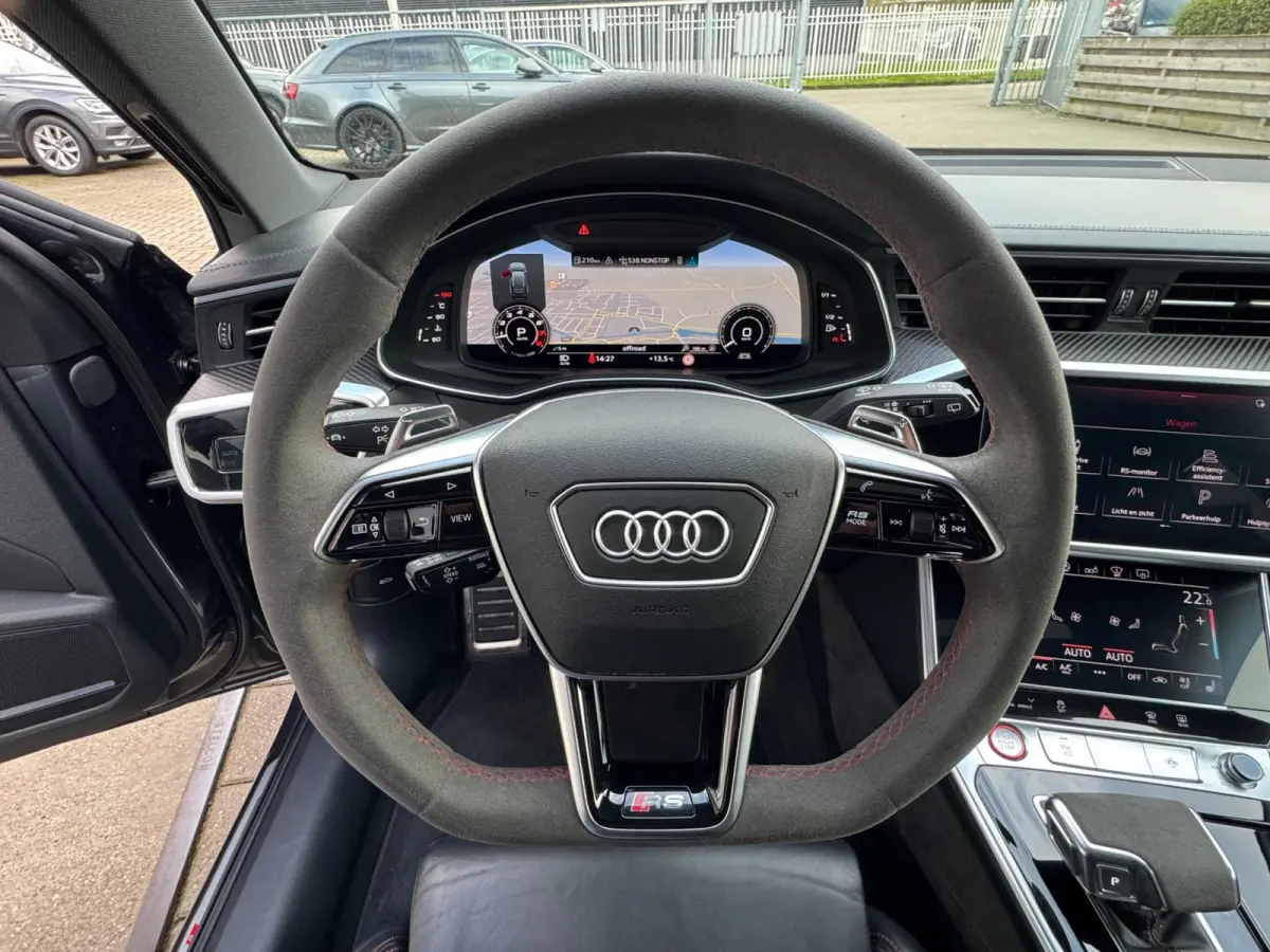 RS 6 TFSI quattro Dynamic Plus / Ceramic / Laser / Softclose / 360 Cam / Head-Up / AWS / Air Susp.