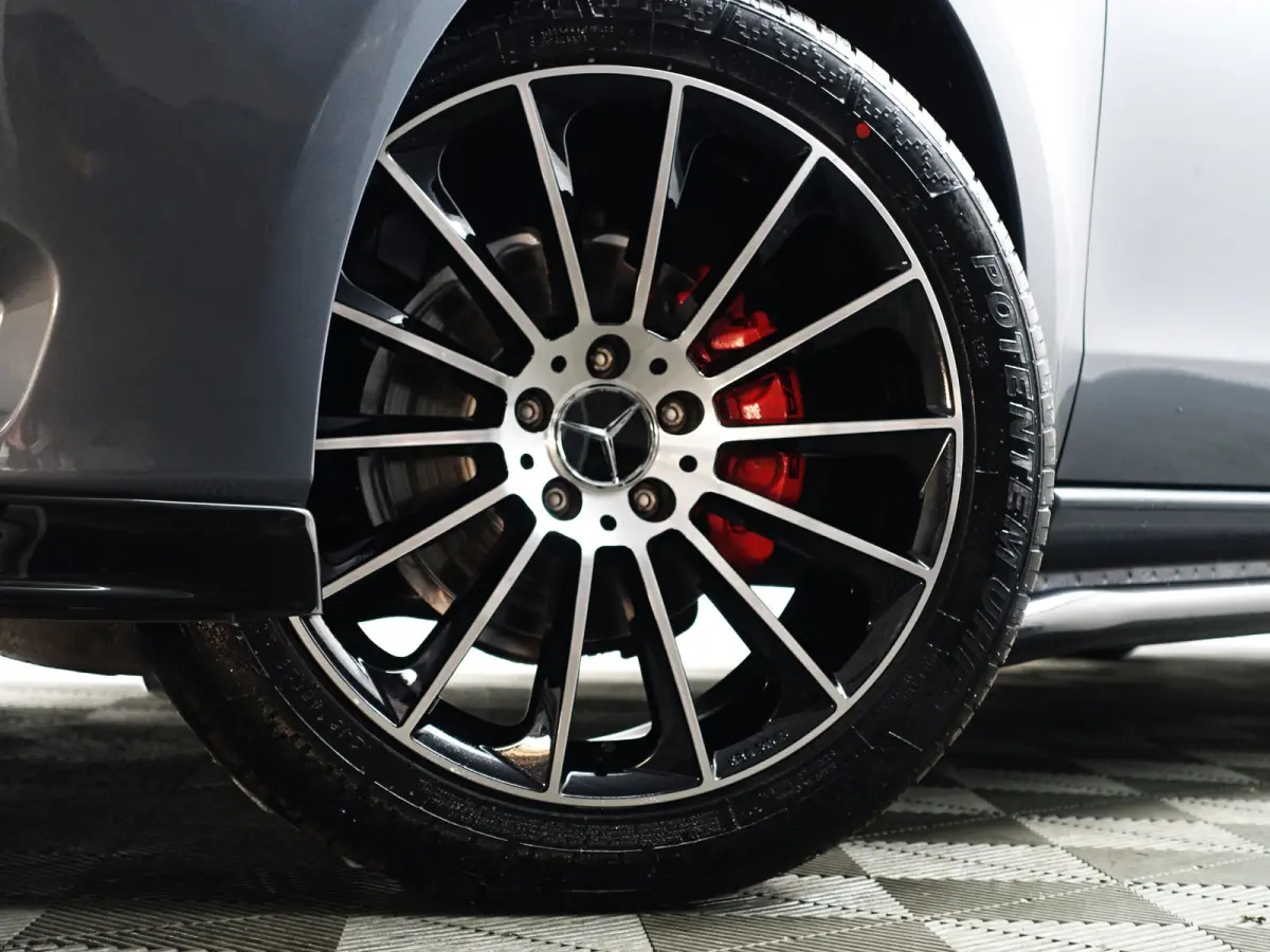 116 CDI XL AMG Night Edition- 3 Pers, Leder, Stoelverwarming, Park Assist, Cruise, Clima, Sidebars