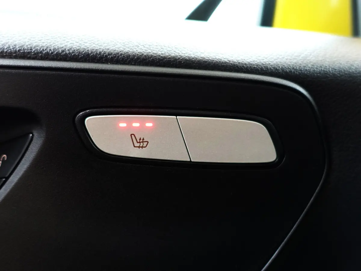 114 CDI Extra Lang AMG Night Edition Aut- Dubbele Cabine, 5/6 Pers, Xenon Led Matrix, Park Assist, Stoelverwarming