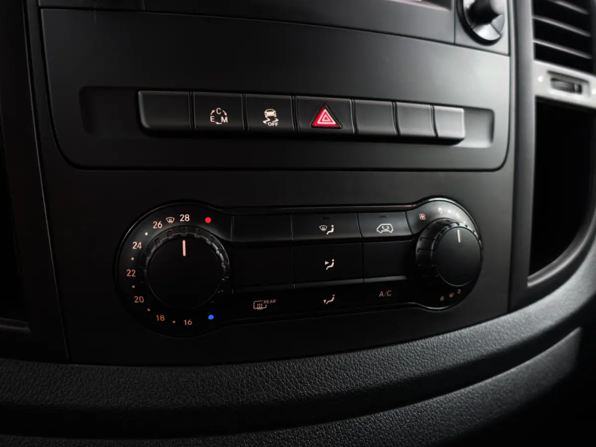 114 CDI Extra Lang AMG Night Edition Aut- Dubbele Cabine, 5/6 Pers, Xenon Led Matrix, Park Assist, Stoelverwarming