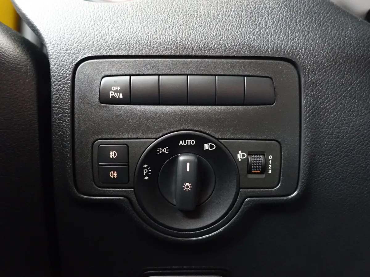 114 CDI Extra Lang AMG Night Edition Aut- Dubbele Cabine, 5/6 Pers, Xenon Led Matrix, Park Assist, Stoelverwarming