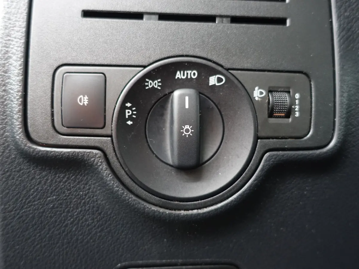 114 CDI Lang Ambition Aut- 3 Pers, Navi, Clima, Camera, Cruise, Dynamic Select, Grijs Kenteken