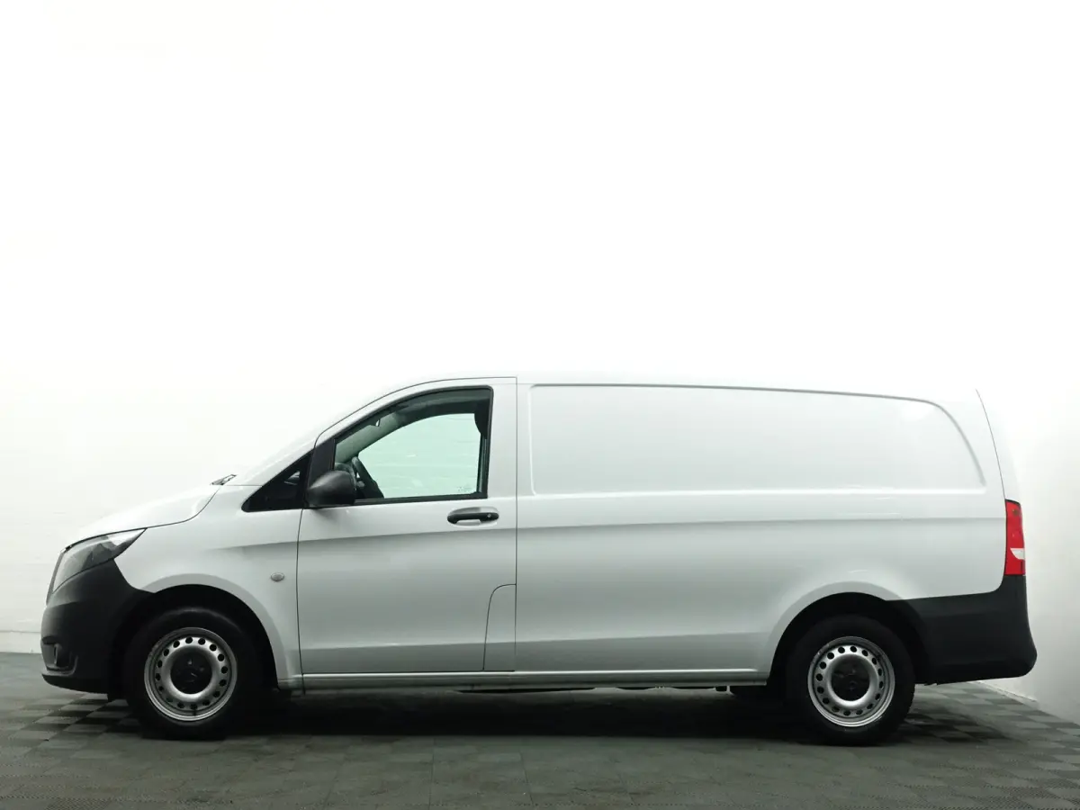 114 CDI Lang Ambition Aut- 3 Pers, Navi, Clima, Camera, Cruise, Dynamic Select, Grijs Kenteken