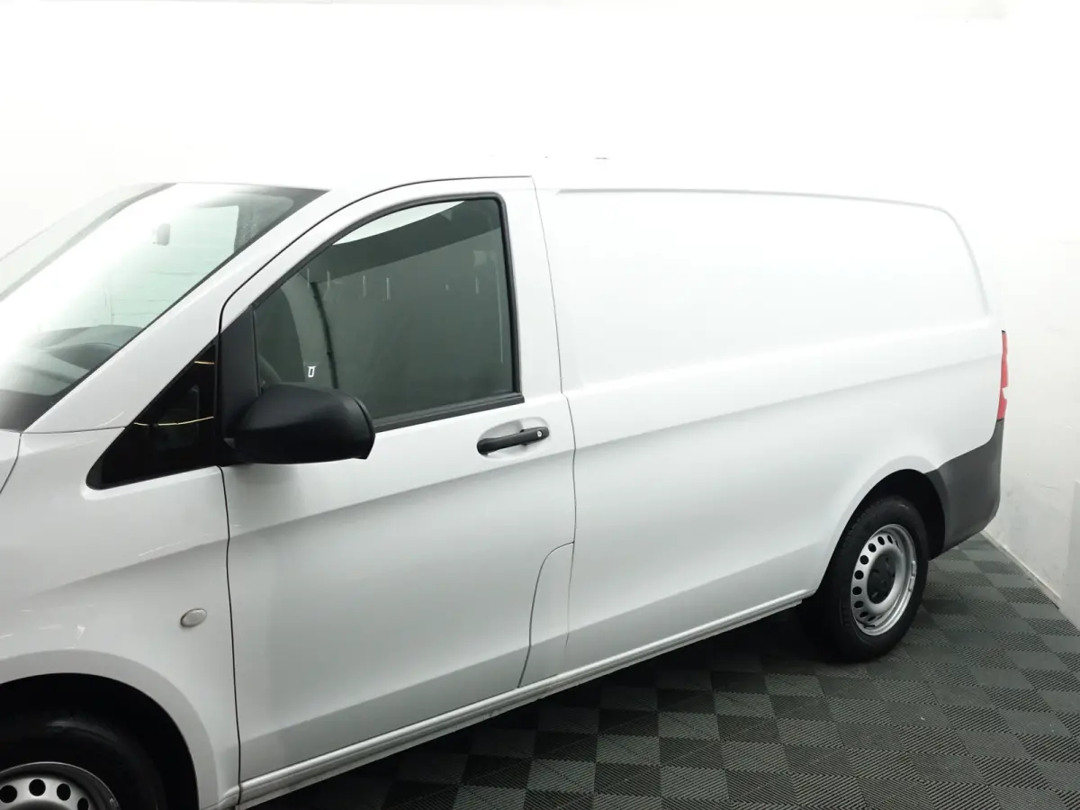 114 CDI Lang Ambition Aut- 3 Pers, Navi, Clima, Camera, Cruise, Dynamic Select, Grijs Kenteken