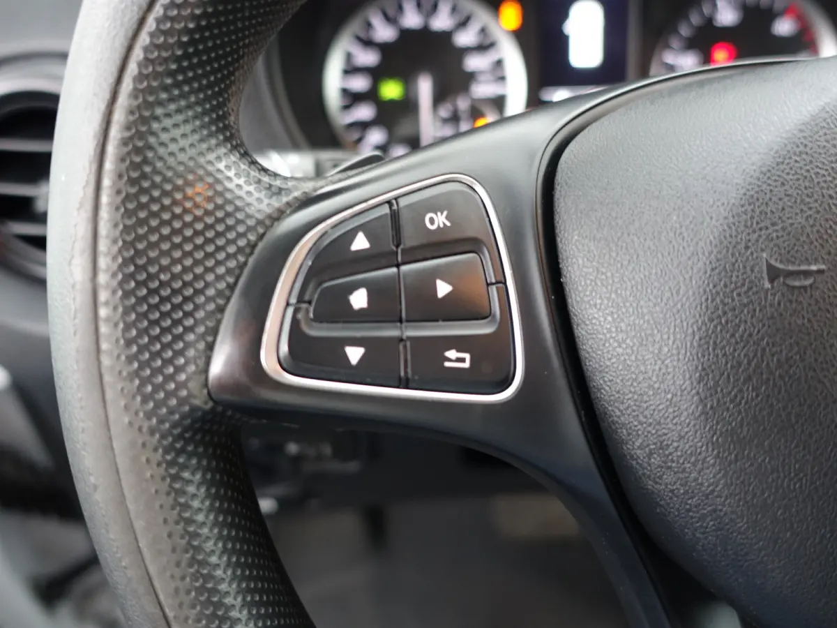 114 CDI Lang Ambition Aut- 3 Pers, Navi, Clima, Camera, Cruise, Dynamic Select, Grijs Kenteken