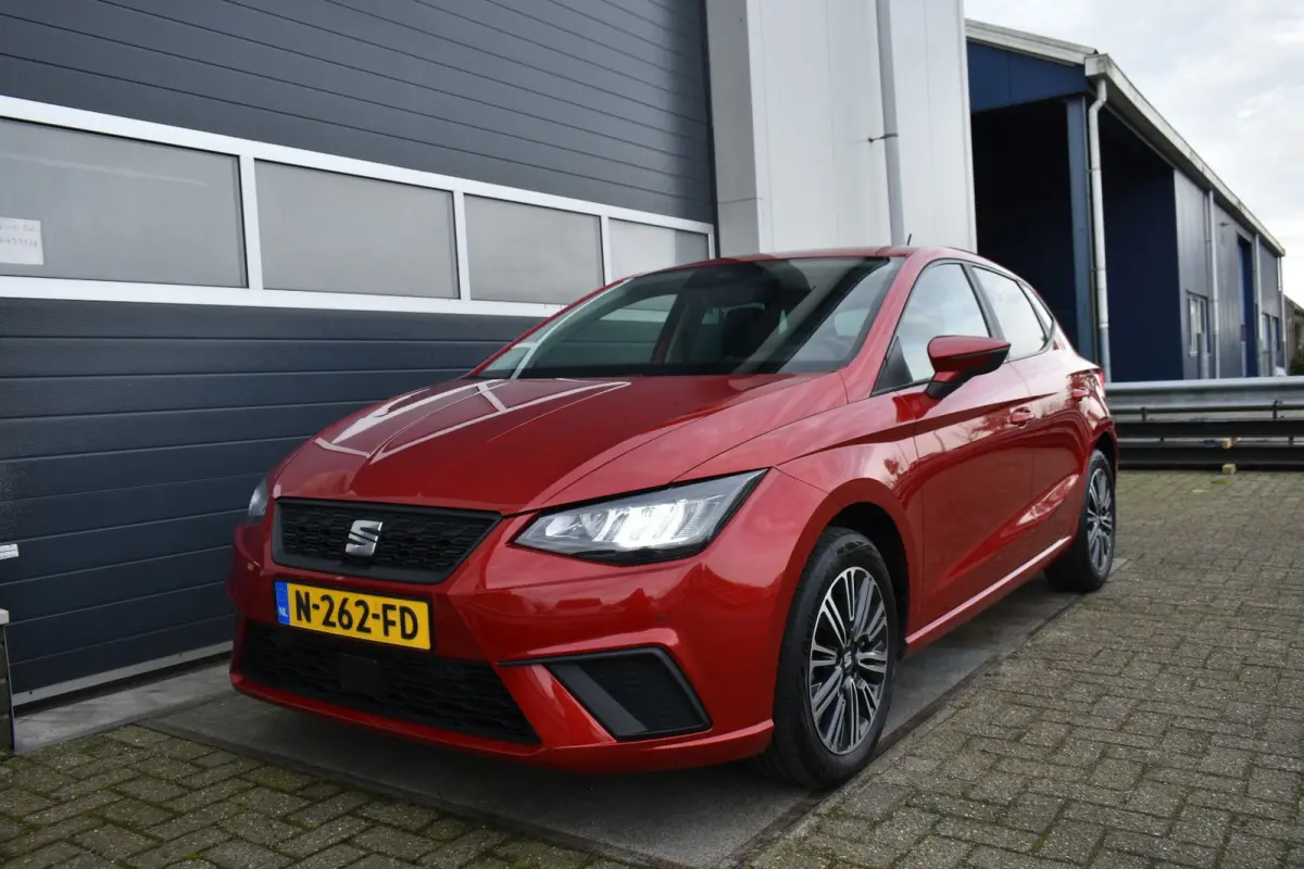 1.0 EcoTSI Style Business Intense