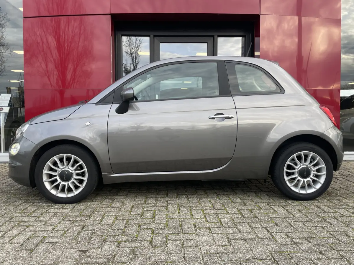 TwinAir Turbo Popstar Let op: Rijdende auto niet altijd aanwezig