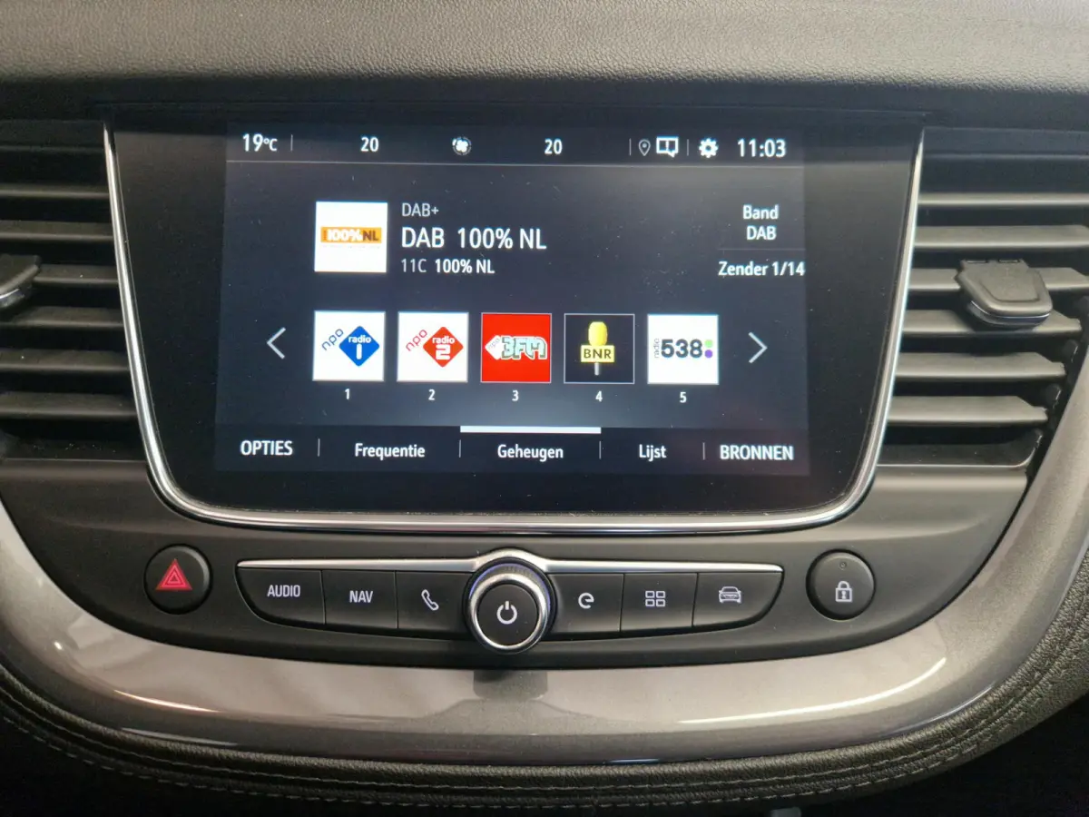 1.6 Turbo Plug-In Hybrid Business Elegance | 225PK | SOH 90,5% | Navigatie | Parkeersensoren voor en achter | Apple CarPlay / Android Auto |