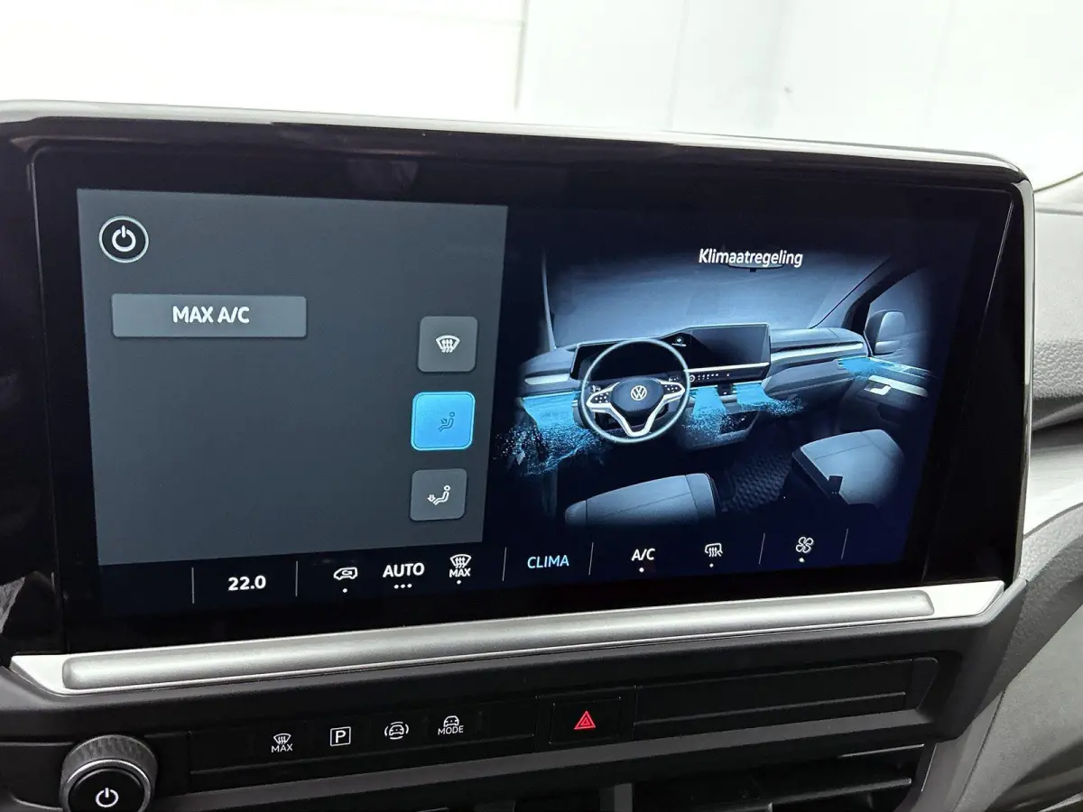2.0 TDI L1H1 Life 110 PK | Airco | Multifunctioneel Stuurwiel | Achteruitrijcamera | Cruise Control | Apple/Android Carplay | Elektrisch Verstelbare Spiegels | Trekhaak | Parkeersensoren Voo