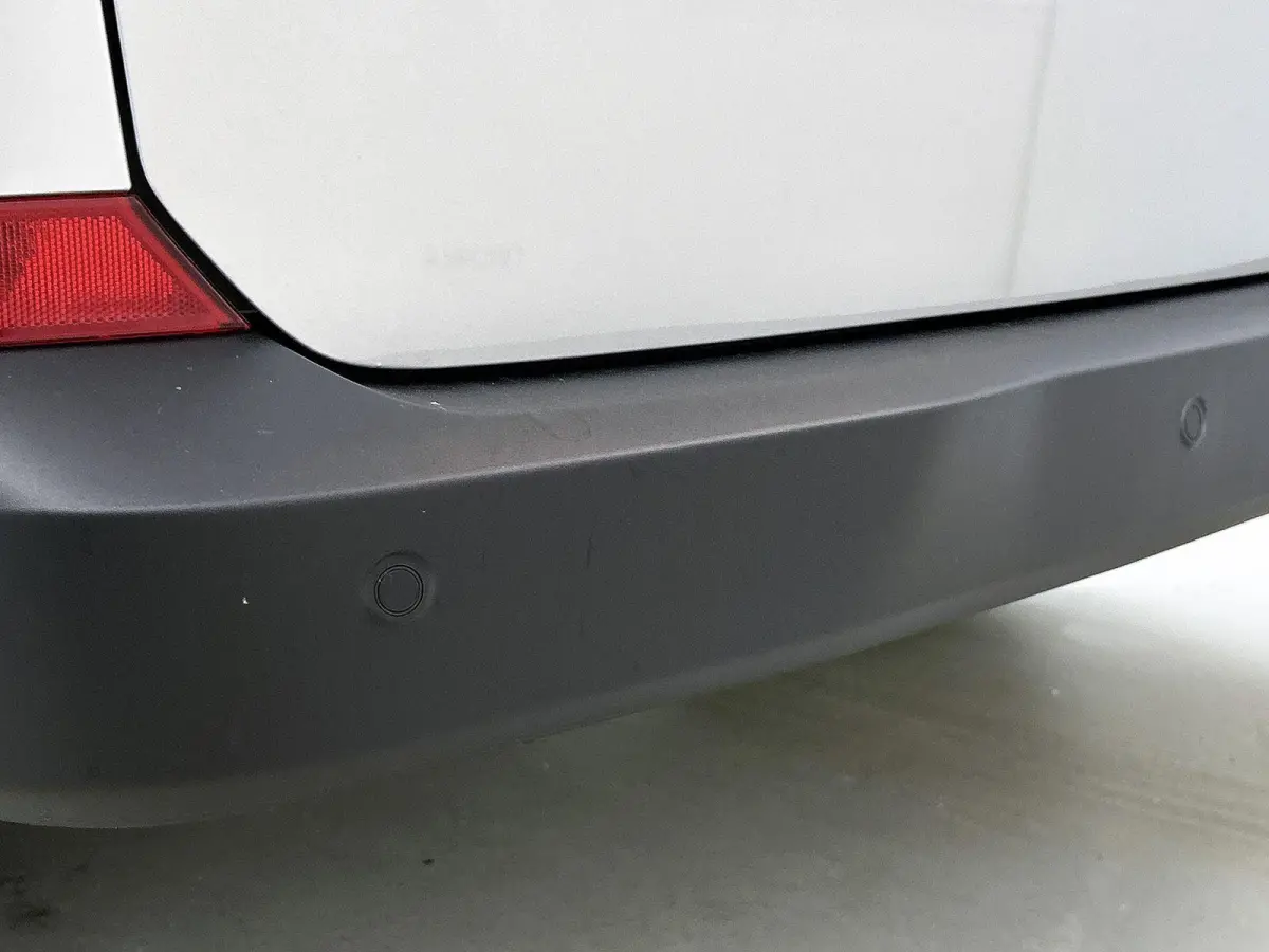 2.0 TDI L1H1 Life 110 PK | Airco | Multifunctioneel Stuurwiel | Achteruitrijcamera | Cruise Control | Apple/Android Carplay | Elektrisch Verstelbare Spiegels | Trekhaak | Parkeersensoren Voo