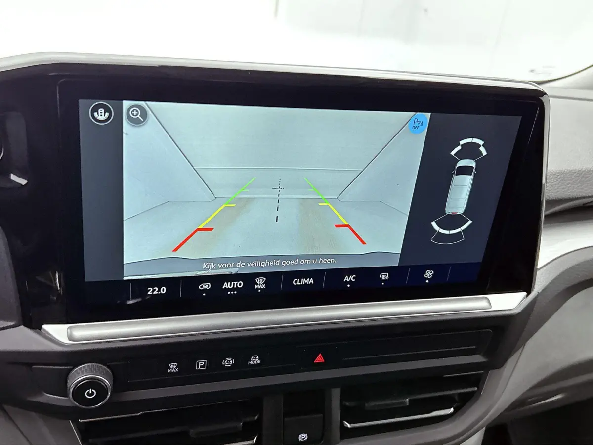 2.0 TDI L1H1 Life 110 PK | Airco | Multifunctioneel Stuurwiel | Achteruitrijcamera | Cruise Control | Apple/Android Carplay | Elektrisch Verstelbare Spiegels | Trekhaak | Parkeersensoren Voo