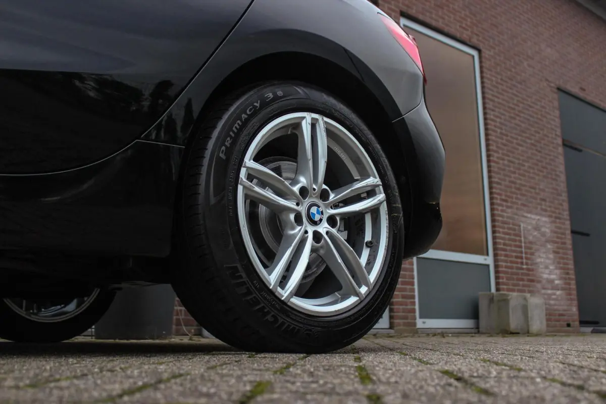 116d F40 Executive Edition | 1e eigenaar | NL Auto | HiFi audio | DAB | LED | Apple Carplay | Rijstrooksensor | Cruise control | Climate control | Sportstuur | Active Guard Plus