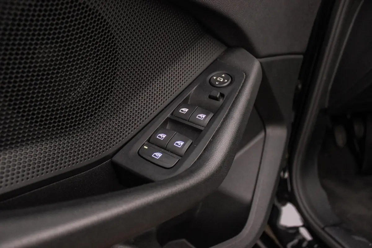 116d F40 Executive Edition | 1e eigenaar | NL Auto | HiFi audio | DAB | LED | Apple Carplay | Rijstrooksensor | Cruise control | Climate control | Sportstuur | Active Guard Plus