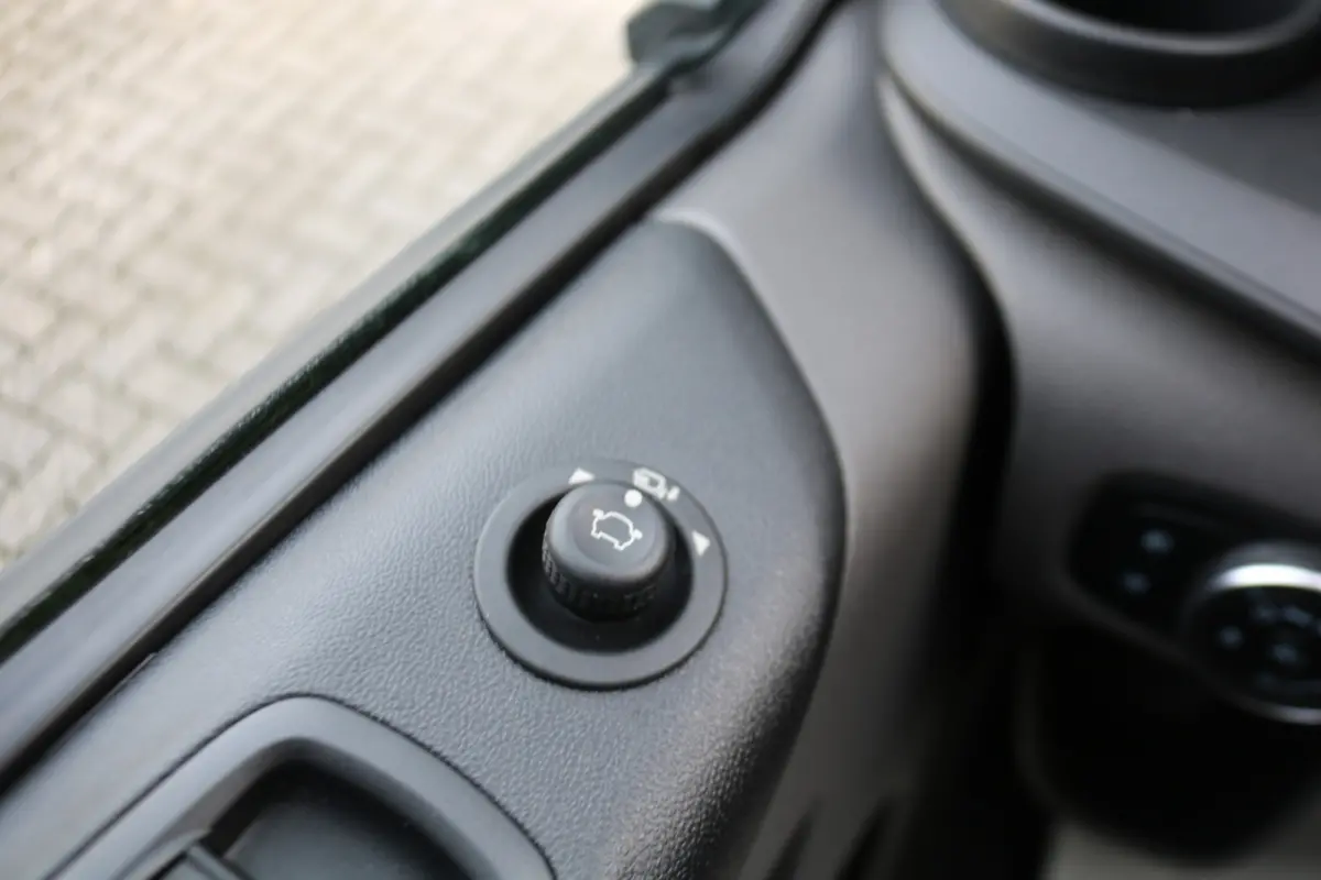 2.0 TDCI 130pk L2 H1 Trend Koelwagen Automaat Airco Camera Apple Carplay