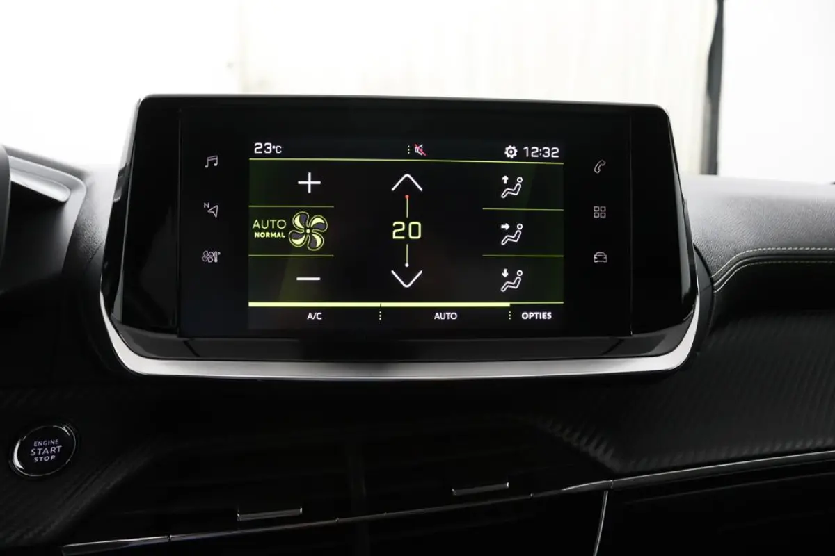1.2 GT-Line*ACC*PANO*CARPLAY*ECC*CAM*LED*