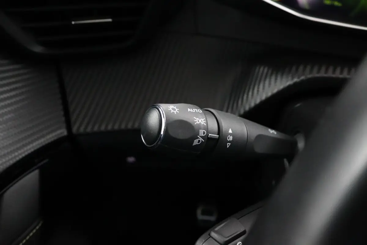 1.2 GT-Line*ACC*PANO*CARPLAY*ECC*CAM*LED*