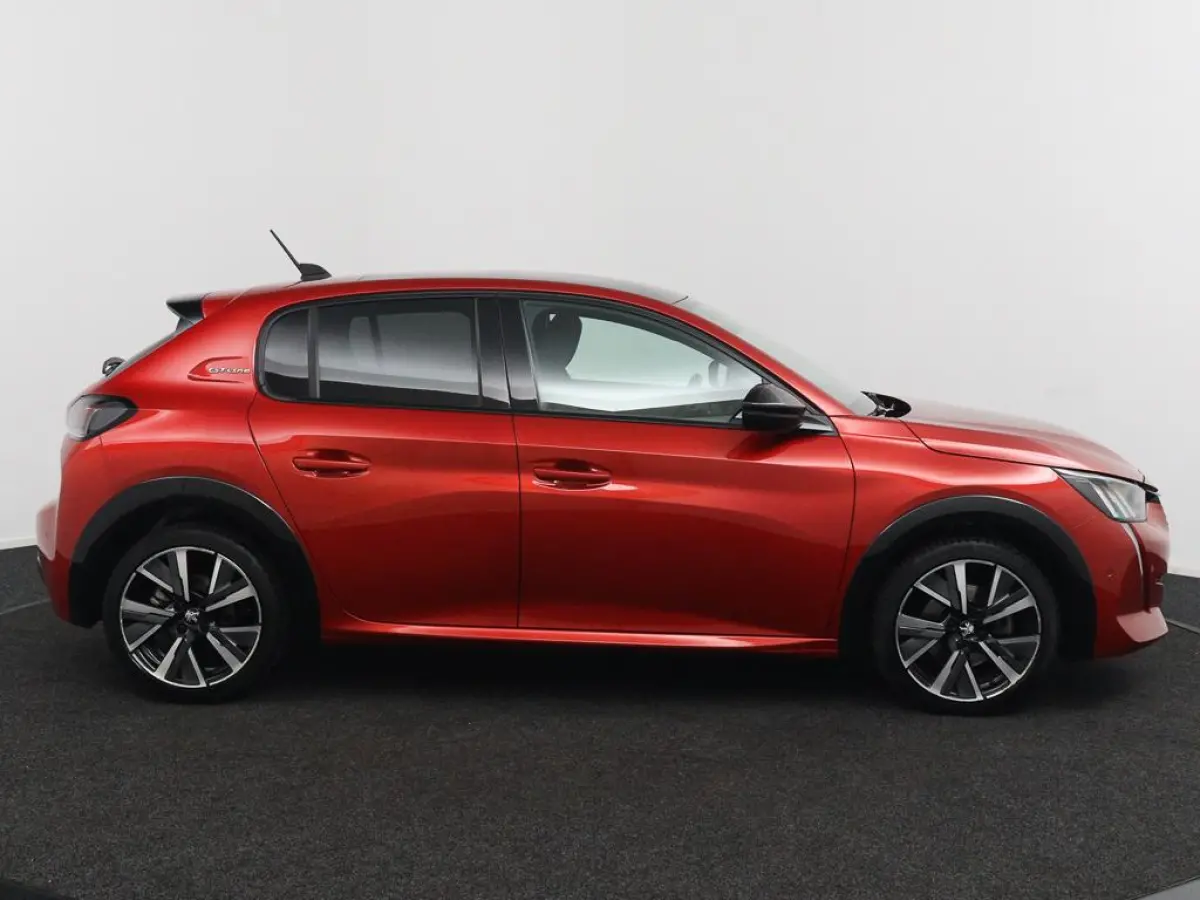 1.2 GT-Line*ACC*PANO*CARPLAY*ECC*CAM*LED*