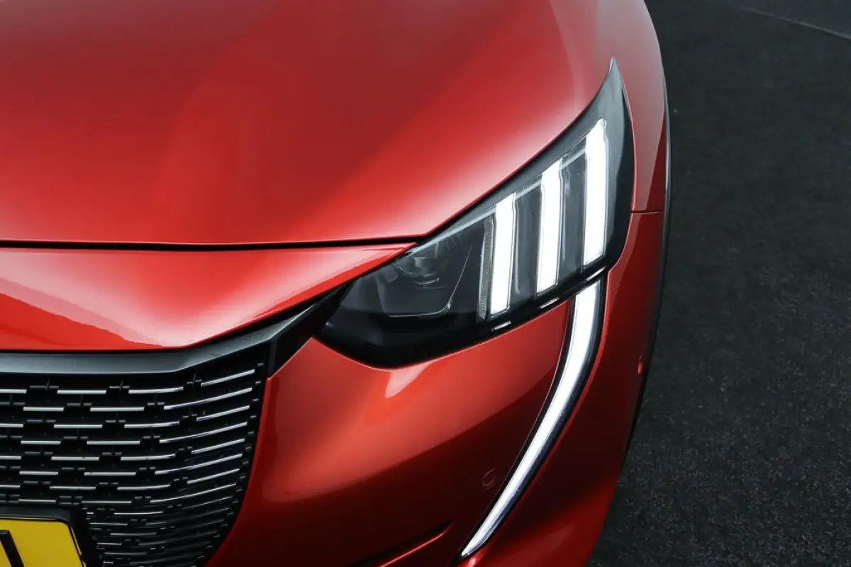 1.2 GT-Line*ACC*PANO*CARPLAY*ECC*CAM*LED*