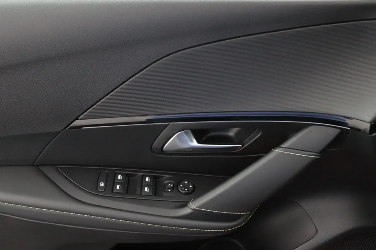 1.2 GT-Line*ACC*PANO*CARPLAY*ECC*CAM*LED*
