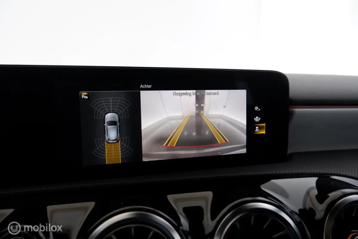 180 Automaat Business Solution AMG pano|led|leer|cam|nav|lmv18