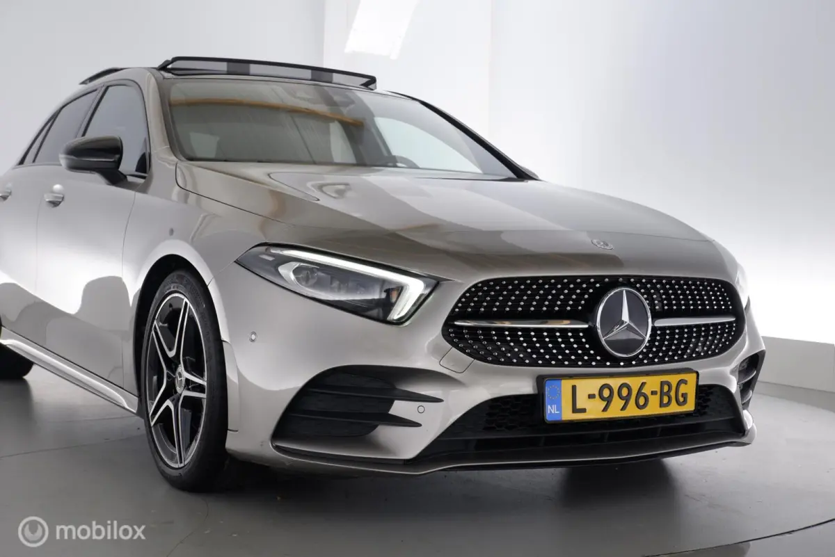 180 Automaat Business Solution AMG pano|led|leer|cam|nav|lmv18
