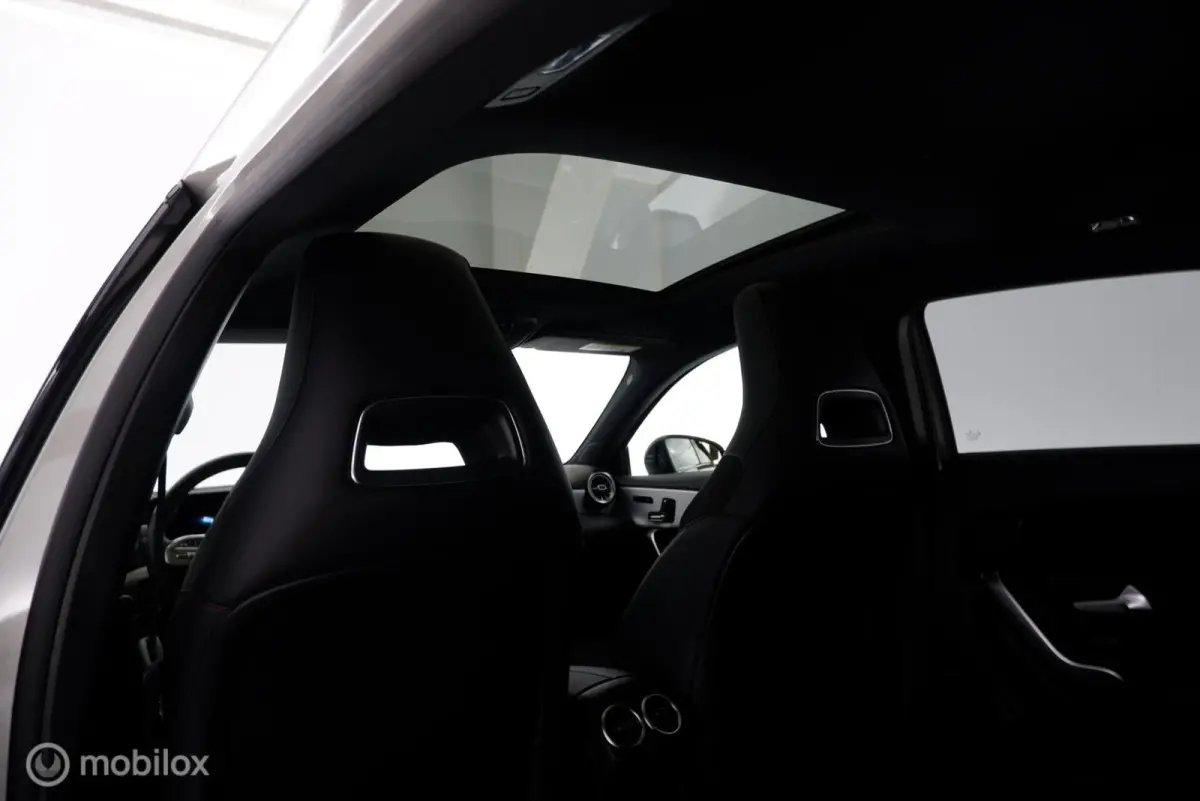 180 Automaat Business Solution AMG pano|led|leer|cam|nav|lmv18