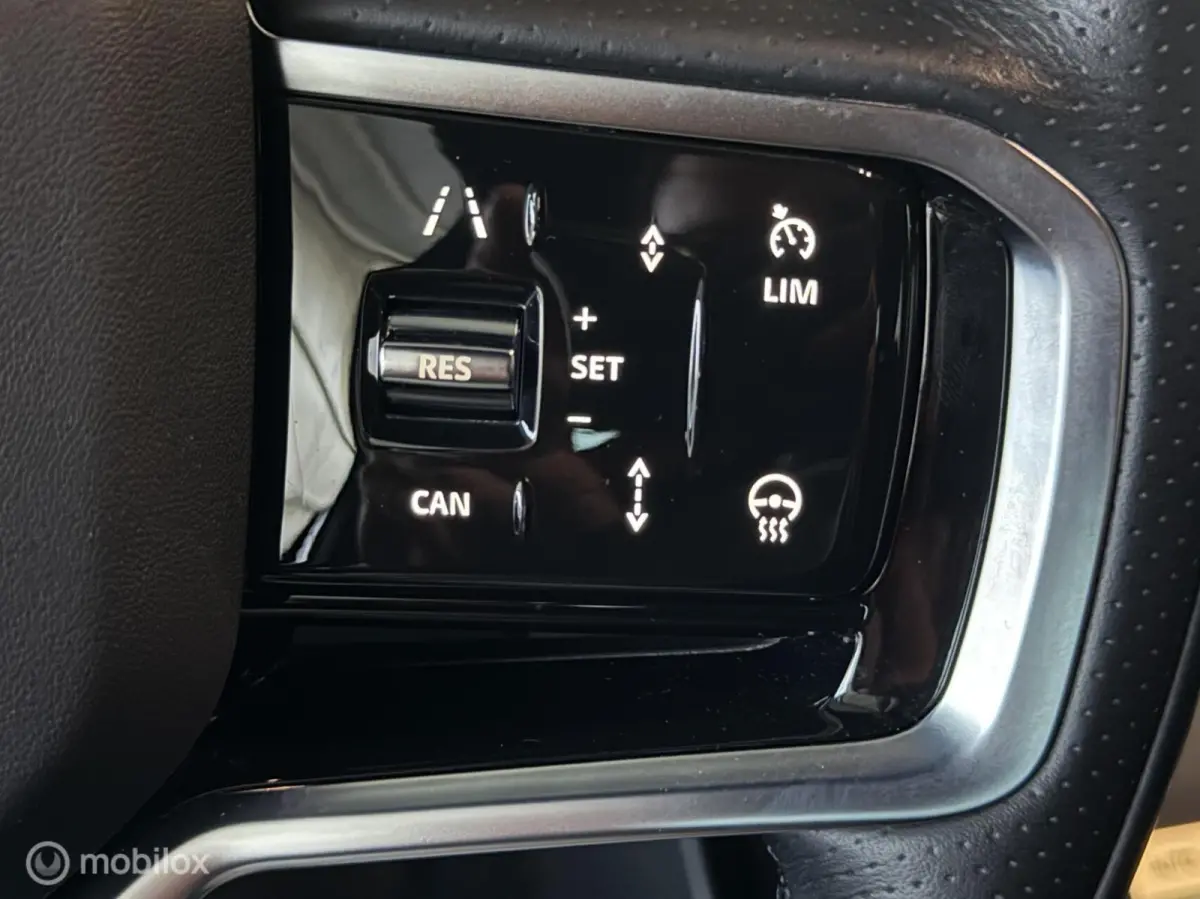 P300e AWD R-Dynamic HSE Pano HUD
