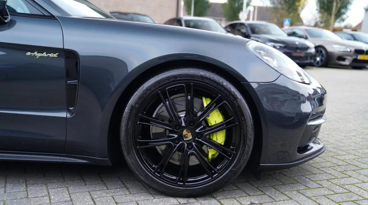 2.9 4 E-Hybrid | Sport Chrono | 21 inch | Panorama | Sport uitlaat | Luchtvering | Spoiler | LED |