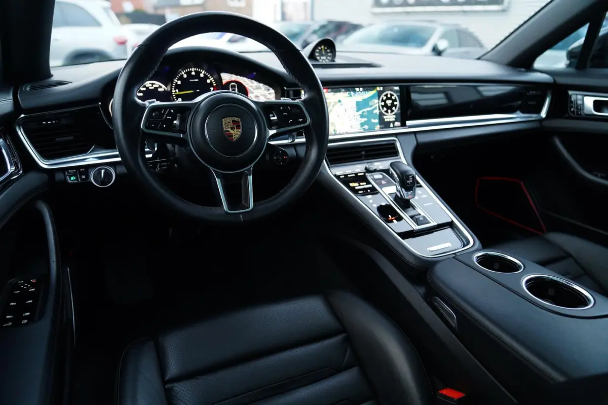 2.9 4 E-Hybrid | Sport Chrono | 21 inch | Panorama | Sport uitlaat | Luchtvering | Spoiler | LED |