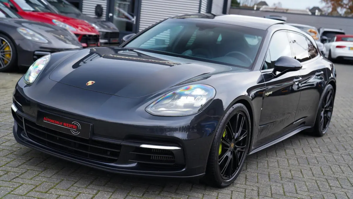 2.9 4 E-Hybrid | Sport Chrono | 21 inch | Panorama | Sport uitlaat | Luchtvering | Spoiler | LED |