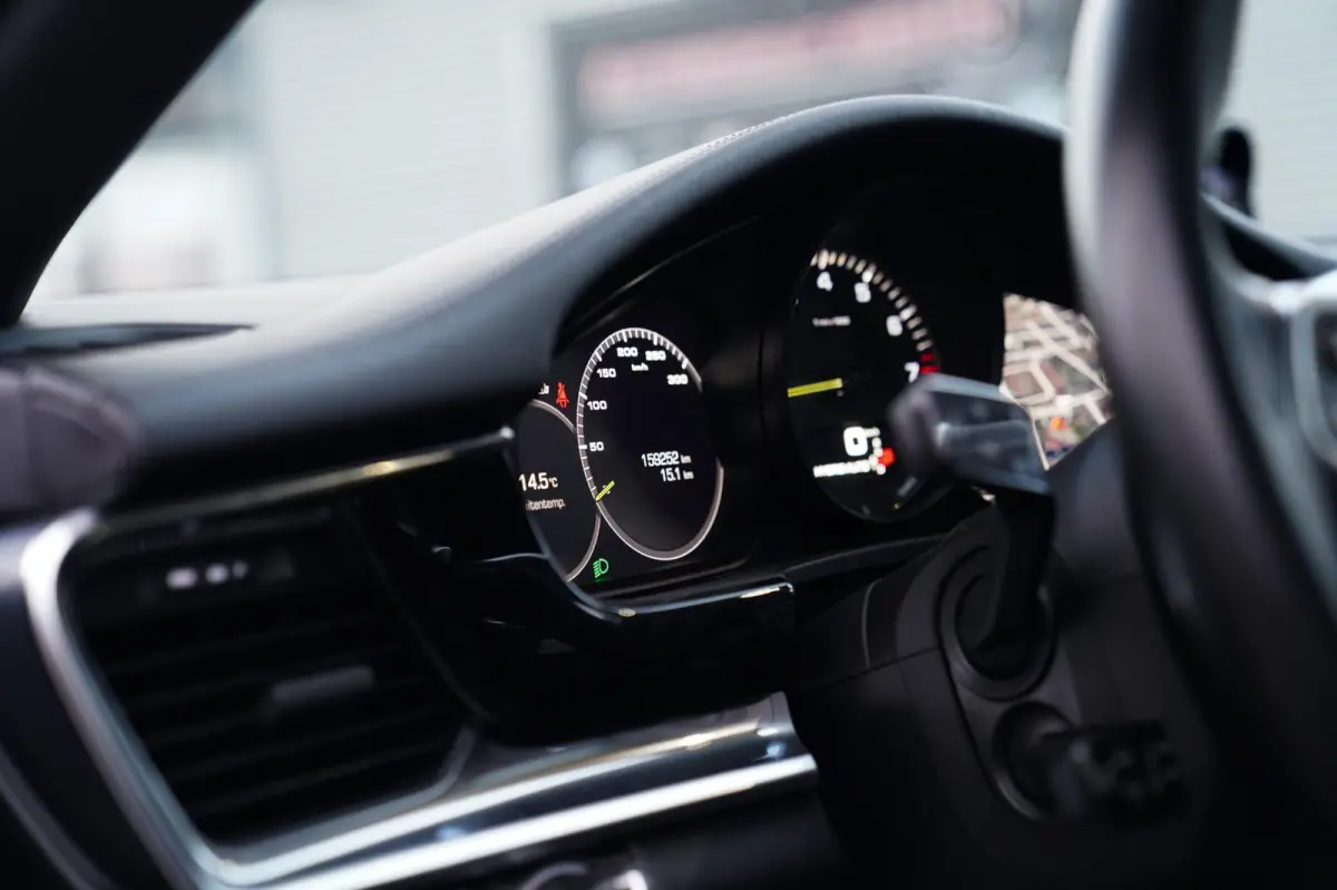 2.9 4 E-Hybrid | Sport Chrono | 21 inch | Panorama | Sport uitlaat | Luchtvering | Spoiler | LED |