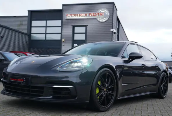 2.9 4 E-Hybrid | Sport Chrono | 21 inch | Panorama | Sport uitlaat | Luchtvering | Spoiler | LED |