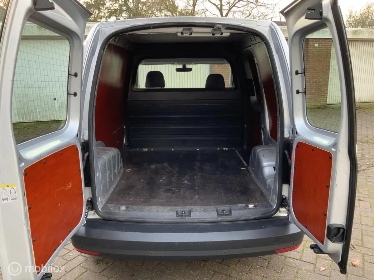 Bestel 1.6 TDI L1H1 Highline,Cruise,Nav,Telefoon,Park.sensor,Voorruit verw.Chip-tuning.