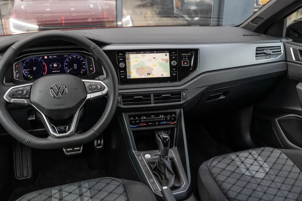 1.0 TSI 115pk R-Line Edition | Black Style Pakket | Trekhaak