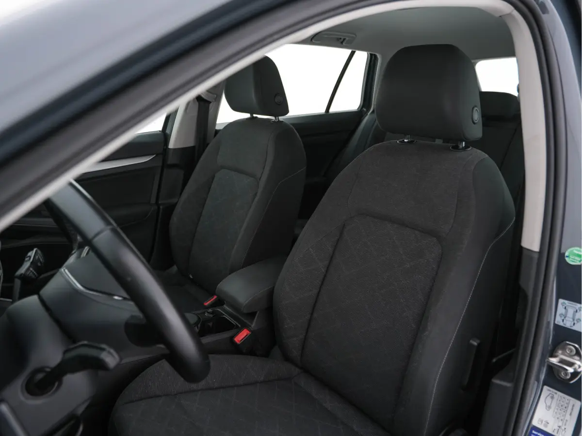 2.0 TDI Life Business (INCL-BTW)  *FULL-LED | DIGI-COCKPIT | NAVI-FULLMAP | HEATED-COMFORTSEATS | KEYLESS | DAB+ | CARPLAY | ECC | AMBIENT-LIGHT | PDC | 16''ALU*