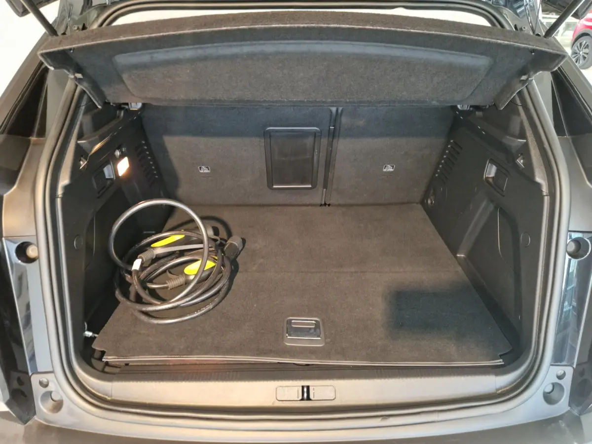 1.6 Plug-in-Hybrid 225pk Allure SOH 94,6% | Navigatie | Achteruitrijcamera | Cruise Control | Apple CarPlay / Android Auto | Climate Control |