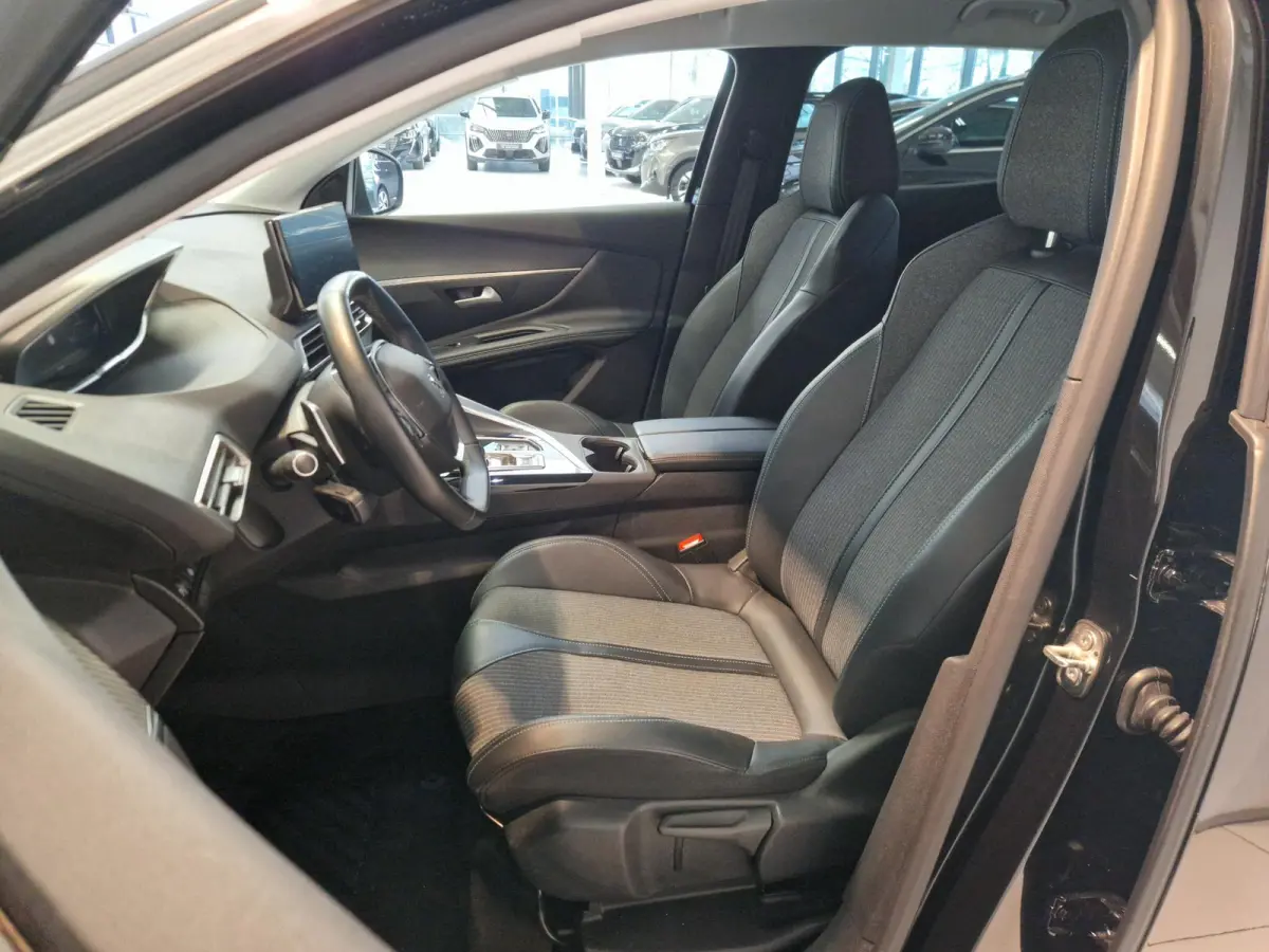 1.6 Plug-in-Hybrid 225pk Allure SOH 94,6% | Navigatie | Achteruitrijcamera | Cruise Control | Apple CarPlay / Android Auto | Climate Control |