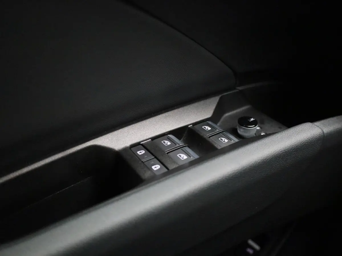 45 quattro S Edition 82 kWh l Adaptive Cruise Control l MMI navigatie plus MMI touch l SONOS Premium l Stoelverwarming voorin l Apple Carplay / Android Auto l Lichtpakket plus ambient light 